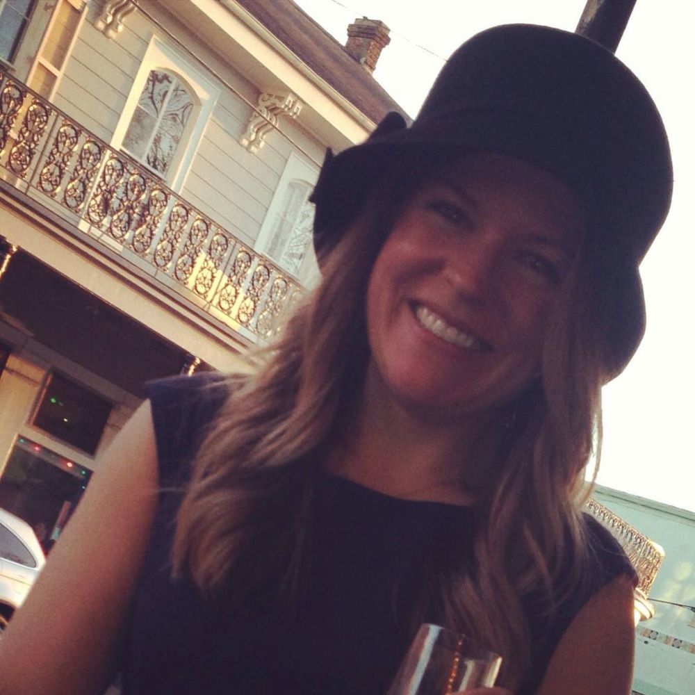 Meet your Posher, Leslie